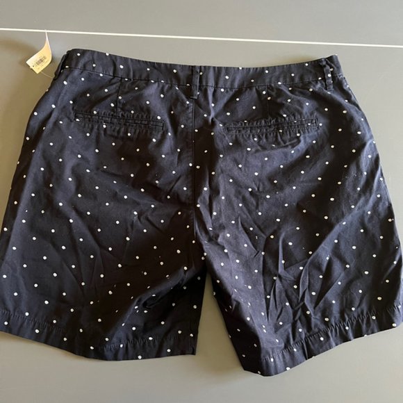 NWT Old Navy Everyday shorts - Picture 2 of 3
